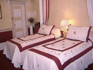London Elizabeth Hotel